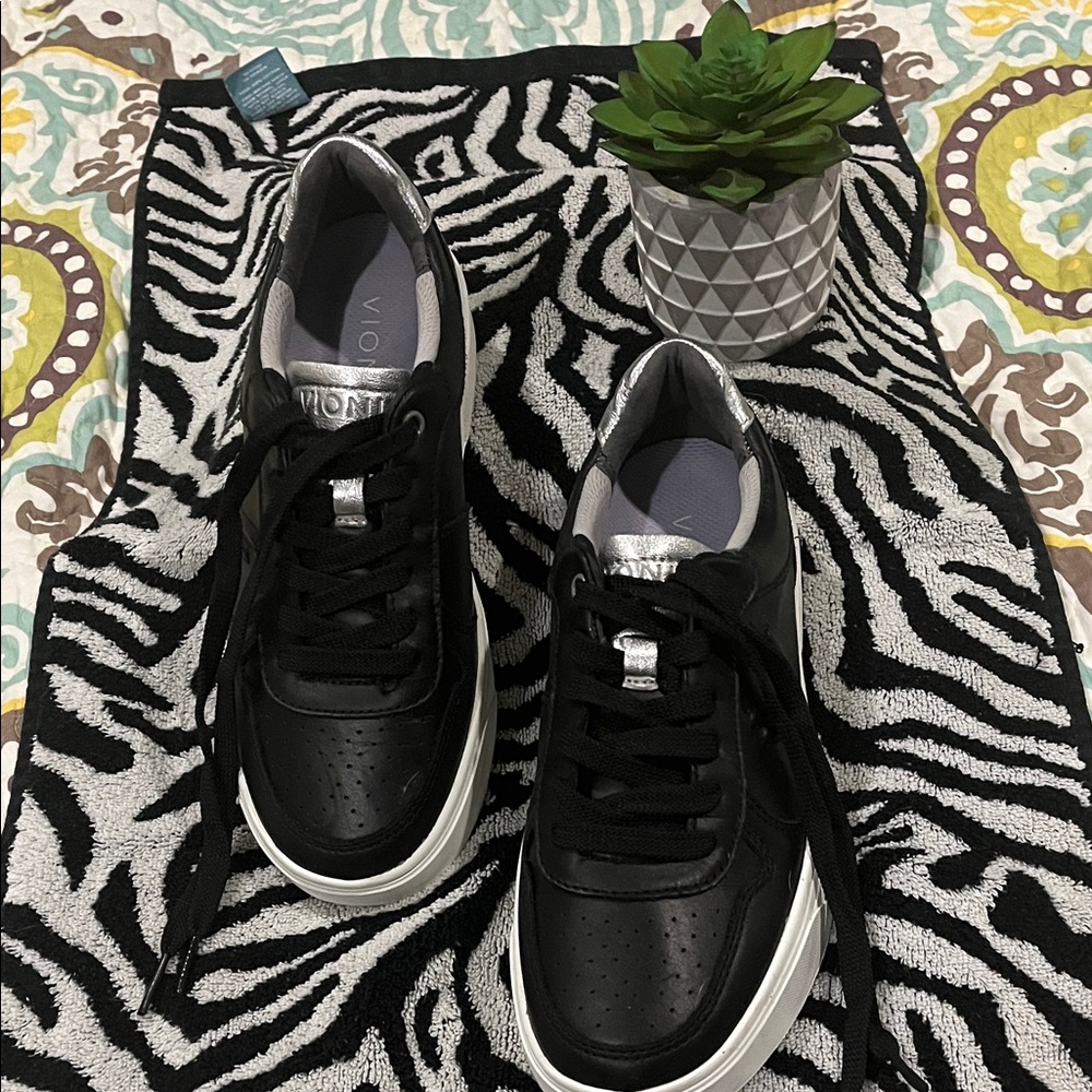 Vionic Black Sneakers with Silver Tongue and Heel Details